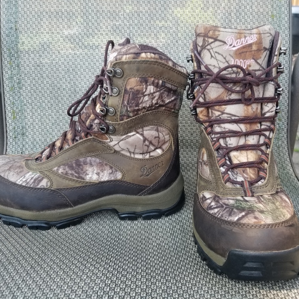 Danner 1000gm Camo boots size 7